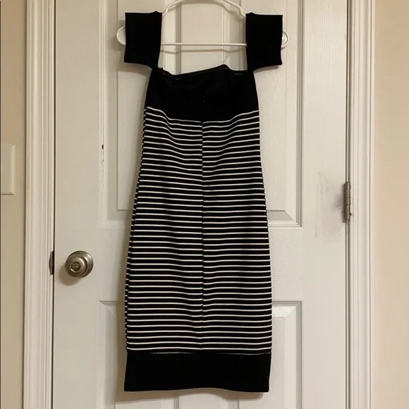 Lulu’s Black White Striped Sexy Bodycon Dress Back Zipper Rayon-blend Size Small - Picture 2 of 9